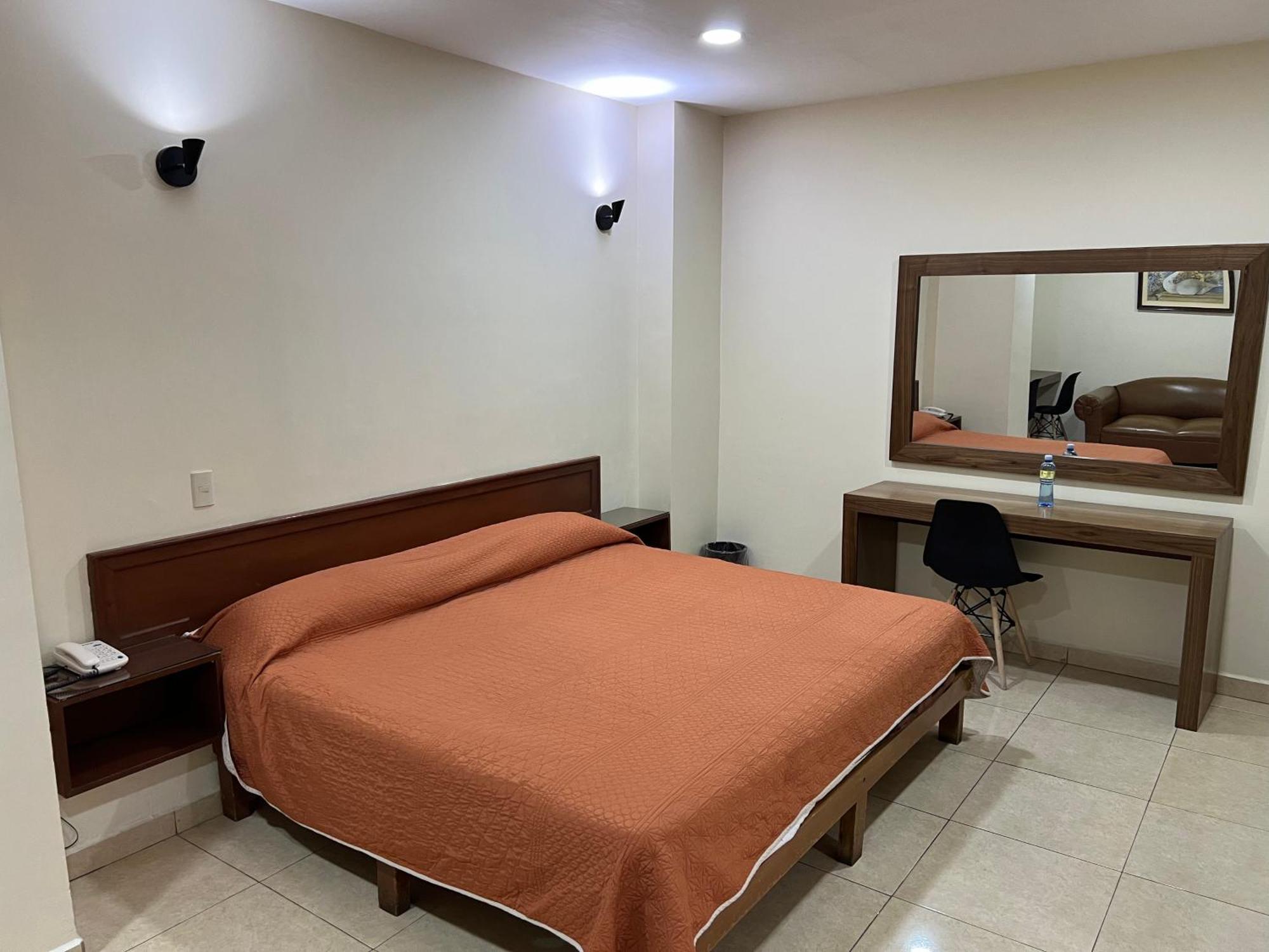 Hotel Fiesta Altena 特帕蒂特兰 外观 照片